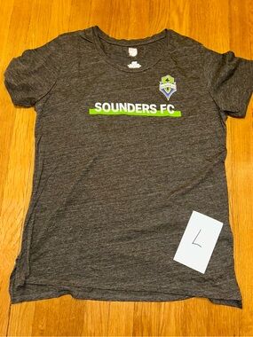 Sounders FV Charcoal Gray Logo Tee W L NWOT